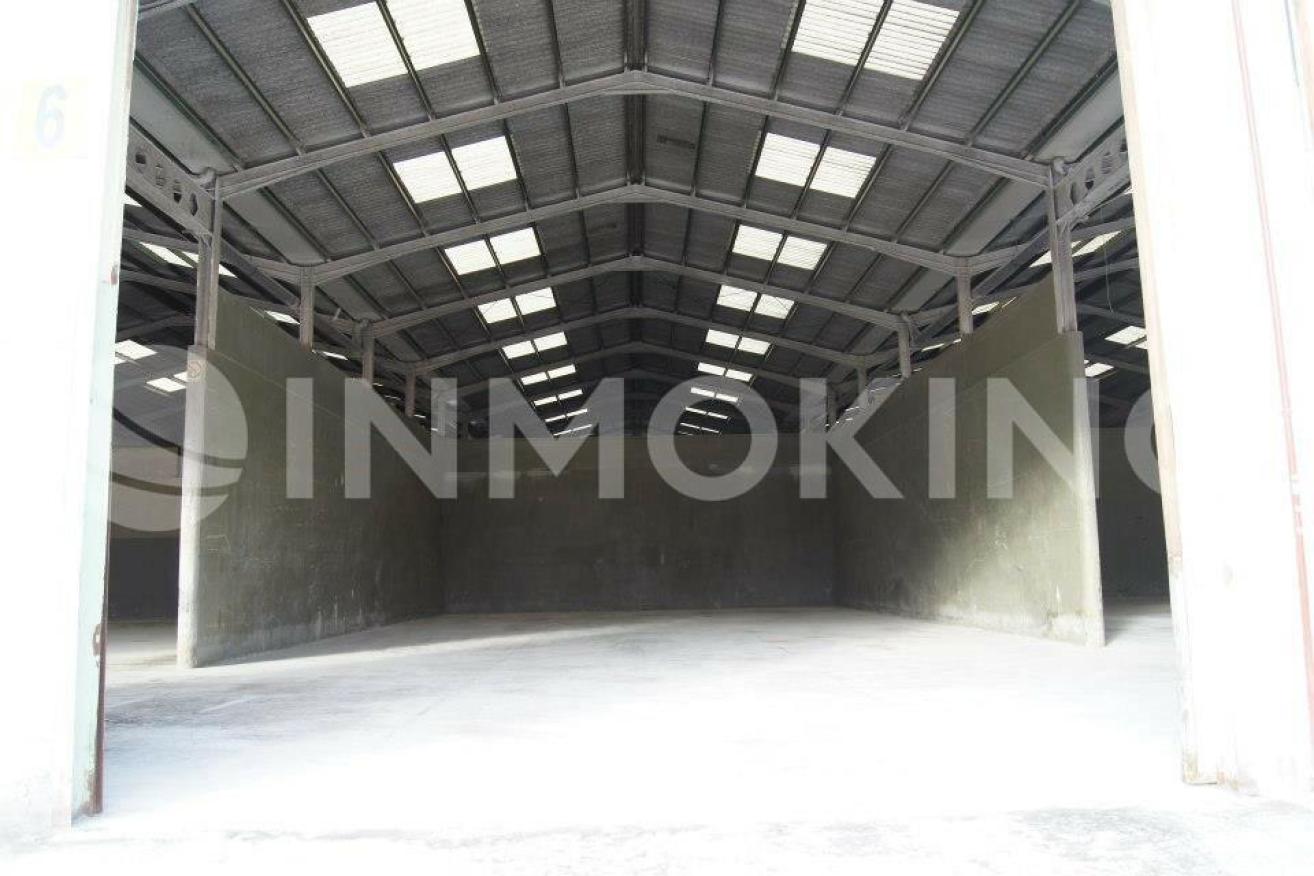 Foto de la propiedad Nave Industrial en alquiler, Silla